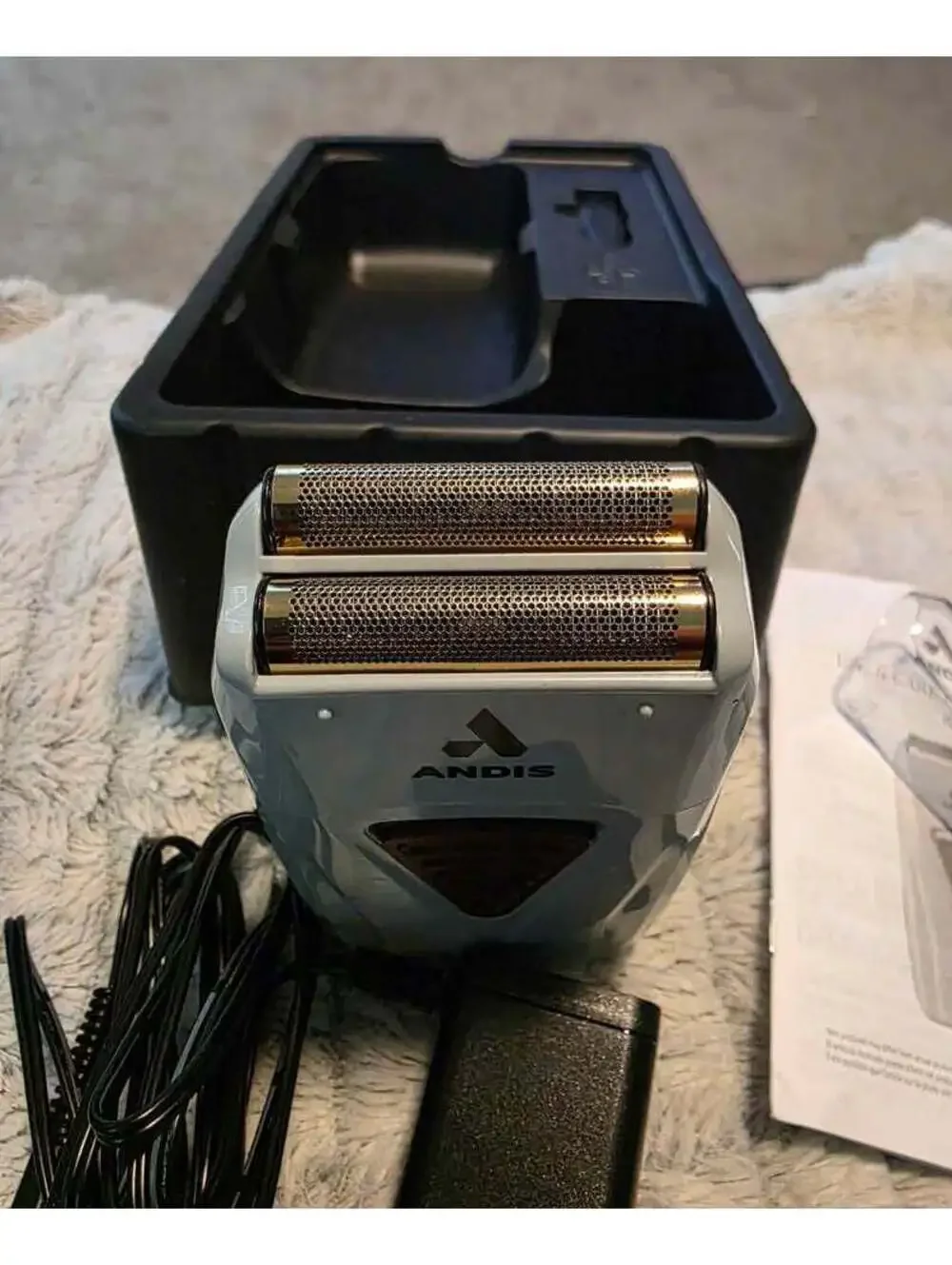 Andis ProFoil Lithium Titanium Foil Shaver TS-117235 Like New
